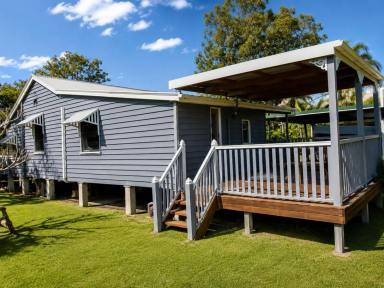House For Sale - QLD - Chuwar - 4306 - Beautifully Renovated Queensland Cottage on 4,047m² Horse Ready & Dual Access  (Image 2)
