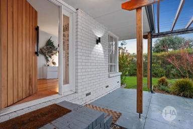 House For Sale - VIC - Frankston South - 3199 - Resort-Inspired Family Sanctuary  (Image 2)