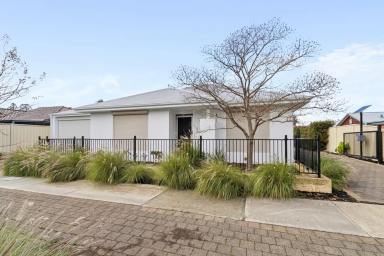 House For Sale - WA - Midland - 6056 - BEST PRESENTED IN THE AREA - HIGH SPEC - DALE ALCOCK VILLAS  (Image 2)