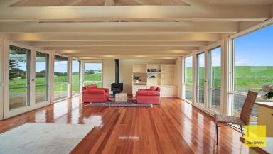 House For Sale - VIC - Fish Creek - 3959 - 5 Bedrooms on popular Harding-Lawson Rd (Image 2)