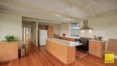 House For Sale - VIC - Fish Creek - 3959 - 5 Bedrooms on popular Harding-Lawson Rd  (Image 2)