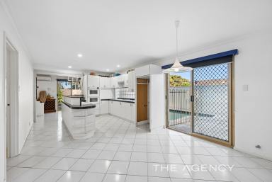 House For Sale - WA - Thornlie - 6108 - Secure - Solar-Powered - Set Up for Entertaining!  (Image 2)