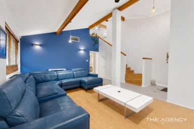 House For Sale - WA - Attadale - 6156 - Family Living, Flexible Spaces in a Prestigious Riverside Location (Image 2)