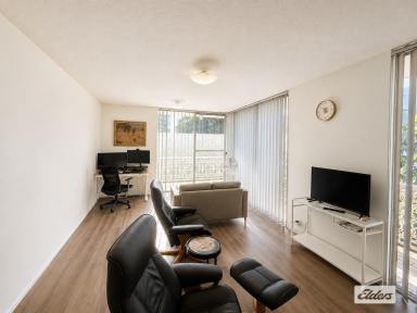 Unit For Lease - NSW - Wollongong - 2500 - Fully Furnished Beachside Apartment  (Image 2)