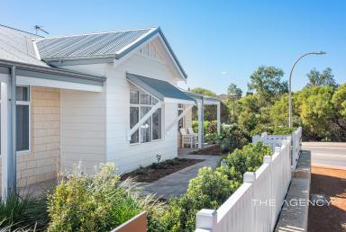House For Sale - WA - Sunset Beach - 6530 - Premium Beachside Living Without the Wait  (Image 2)
