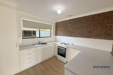 House For Lease - NSW - Dubbo - 2830 - Modernised Two Bedroom Duplex in Churchill Gardens (Image 2)