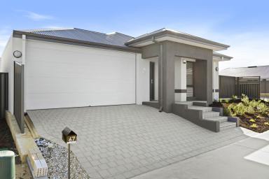 House For Sale - WA - Madora Bay - 6210 - Built Without Compromise | High-End Living in Sought-After Madora Bay  (Image 2)