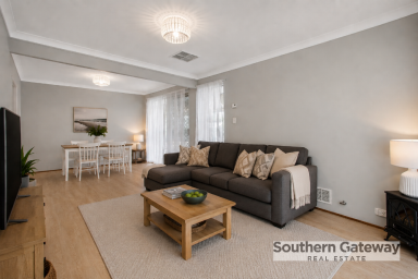 House For Sale - WA - Parmelia - 6167 - GARRETT CORNER GOLD - SPACE, ACCESS AND A WORKSHOP!  (Image 2)