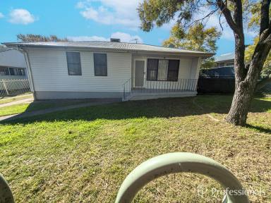 House For Lease - NSW - South Tamworth - 2340 - 3 Bedroom  Home in South Tamworth For Lease  (Image 2)
