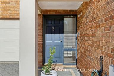 Townhouse For Sale - WA - Rivervale - 6103 - Spacious Family Living in the Heart of Rivervale  (Image 2)