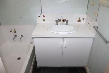 House For Sale - TAS - Zeehan - 7469 - Comfort, Space & Great Value (Image 2)