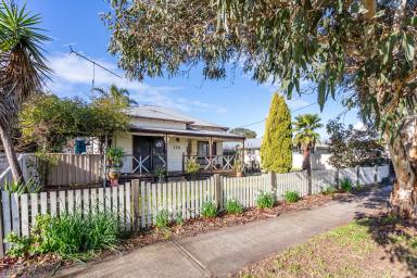 House For Sale - VIC - Edenhope - 3318 - A Charming Home Ready for Its Next Chapter (Image 2)