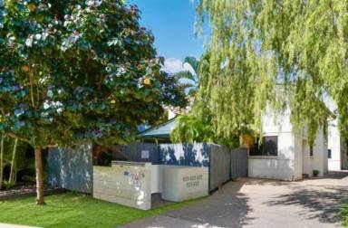 Townhouse For Sale - NT - Fannie Bay - 0820 - Fantastic Fannie Bay Townhouse with Own Plunge Pool  (Image 2)
