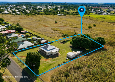 House For Sale - QLD - Childers - 4660 - RURAL ZONING, TOWN CONVENIENCE - THIS ONE ACRE GEM ON GINNS ROAD IS THE COMPLETE PACKAGE!  (Image 2)