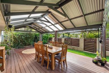 House For Sale - WA - Margaret River - 6285 - Stylish Parkside Family Living with Modern Upgrades  (Image 2)