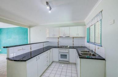 Townhouse For Lease - QLD - Rochedale South - 4123 - UBEATABLE LOCATION!!!  (Image 2)