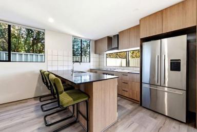 Townhouse For Sale - WA - Duncraig - 6023 - BRAND-NEW SPACE, STYLE & CONVENIENCE  (Image 2)