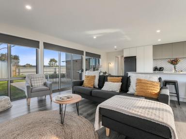 House For Sale - TAS - Swansea - 7190 - Modern Coastal Living with Endless Lifestyle Appeal (Image 2)