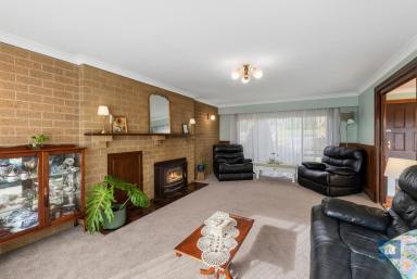 House For Sale - VIC - Elliminyt - 3250 - The Complete Family Package... (Image 2)