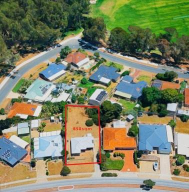House For Sale - WA - Yanchep - 6035 - 850m² Opportunity Renovate, Rent or Redevelop  (Image 2)