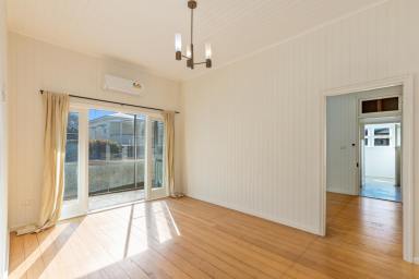 House For Lease - QLD - East Toowoomba - 4350 - Beautiful Blue Chip Cottage Close to Toowoomba CBD  (Image 2)