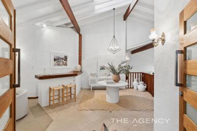 House For Sale - WA - Marmion - 6020 - Wonderful Family Home!  (Image 2)