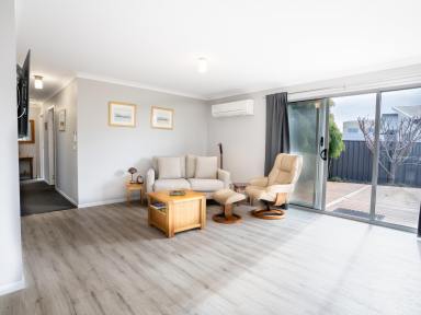 House For Sale - TAS - Hawley Beach - 7307 - Private Coastal Living  (Image 2)
