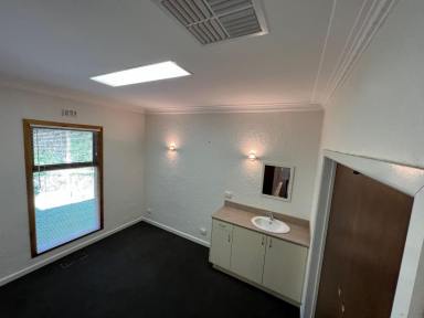 Medical/Consulting For Lease - VIC - Mornington - 3931 - Great opportunity in a prime location, with excellent visibility. (Image 2)