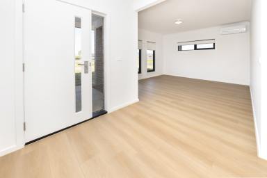 House For Sale - VIC - Swan Hill - 3585 - Brand New, Stylish & Ready to Enjoy (Image 2)