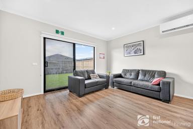 House For Sale - VIC - Botanic Ridge - 3977 - Rare 4 Bedroom, 4 Ensuite Family Home in Sought - After Botanic Ridge  (Image 2)