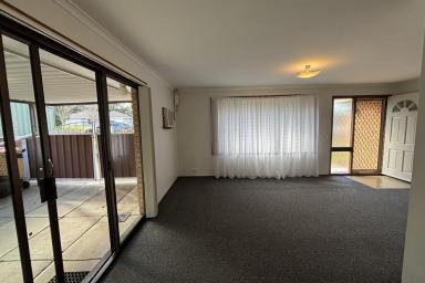House For Lease - NSW - Raymond Terrace - 2324 - Freshly Renovated Family Home in a Peaceful Lakeside Location (Image 2)