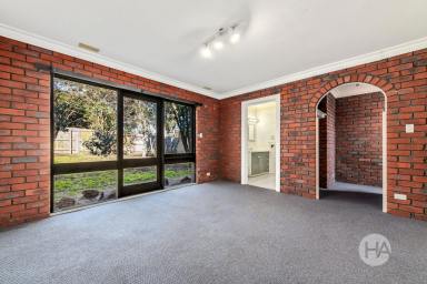 House For Sale - VIC - Mount Eliza - 3930 - Location Meets Potential  (Image 2)