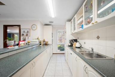 House For Sale - WA - Ferndale - 6148 - Perfectly positioned family home  (Image 2)