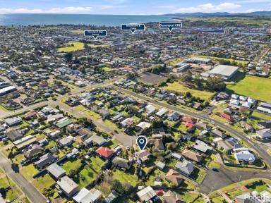 House For Sale - TAS - Devonport - 7310 - Charming North-Facing Home in a Quiet Cul-de-Sac  (Image 2)