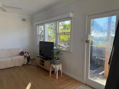 House For Lease - NSW - Forster - 2428 - Three Bedroom House Opposite Golf Course  (Image 2)