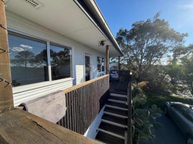 House For Lease - NSW - Forster - 2428 - Three Bedroom House Opposite Golf Course  (Image 2)