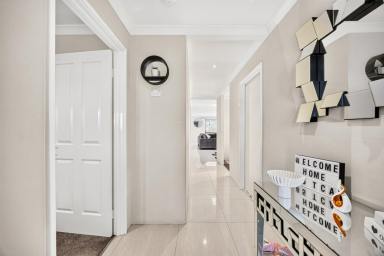 House For Sale - WA - Aveley - 6069 - The Complete Family Package on 525sqm- Discover Tranquility!  (Image 2)