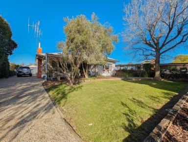 House For Sale - VIC - Koondrook - 3580 - Charming Murray River Lifestyle with Stunning Established Gardens (Image 2)