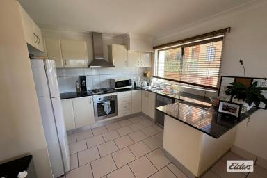 Unit For Lease - NSW - Wollongong - 2500 - 3 Bedroom CBD Unit (Image 2)