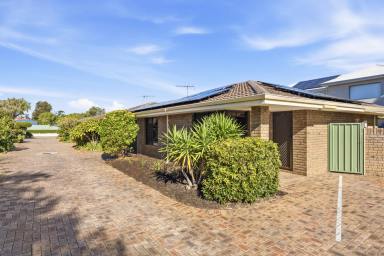 Villa For Sale - WA - Wilson - 6107 - Just Moments from the Canning River – Discover This Fantastic Villa!  (Image 2)