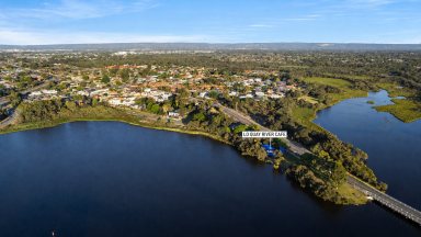 Villa For Sale - WA - Wilson - 6107 - Just Moments from the Canning River – Discover This Fantastic Villa!  (Image 2)