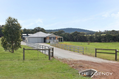 Acreage/Semi-rural For Sale - WA - Bakers Hill - 6562 - "Simply Stunning on Sims"  (Image 2)