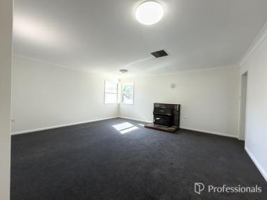 House For Lease - NSW - South Tamworth - 2340 - 26 John Street  (Image 2)