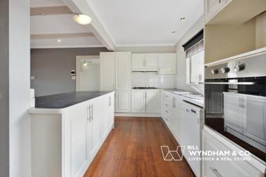 House For Sale - VIC - Paynesville - 3880 - Substantial Family Home with Future Development Potential (Image 2)