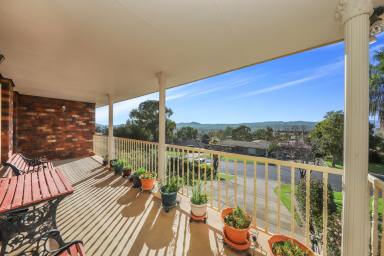 House For Sale - NSW - Tumut - 2720 - Space & Views!  (Image 2)