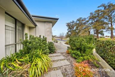 House For Sale - WA - Millbridge - 6232 - Family Living with Pool, Solar & Triple Garage on 719sqm  (Image 2)