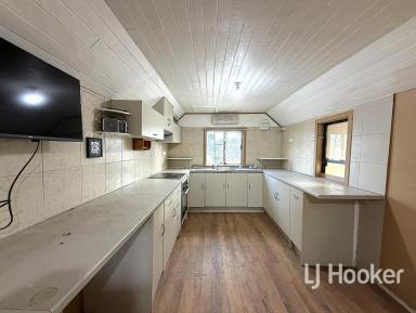 House For Sale - NSW - Tingha - 2369 - Affordable House on Good size Block  (Image 2)