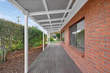 House For Sale - VIC - Sale - 3850 - Rare Lifestyle Opportunity Just Minutes from Sale (Image 2)