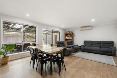 House For Sale - QLD - Middle Ridge - 4350 - Family Friendly in Middle Ridge - Bonus Shed!  (Image 2)