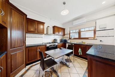 House For Sale - VIC - Preston - 3072 - HIGH-YIELD INVESTMENT OR YOUR OWN MASTERPIECE 7 BED, 3 BATH, 3 KITCHEN NEAR PRESTON STATION  (Image 2)